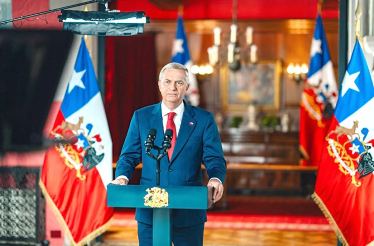 Luna de miel se acorta y Kast pierde respaldo durante sus primeros seis meses