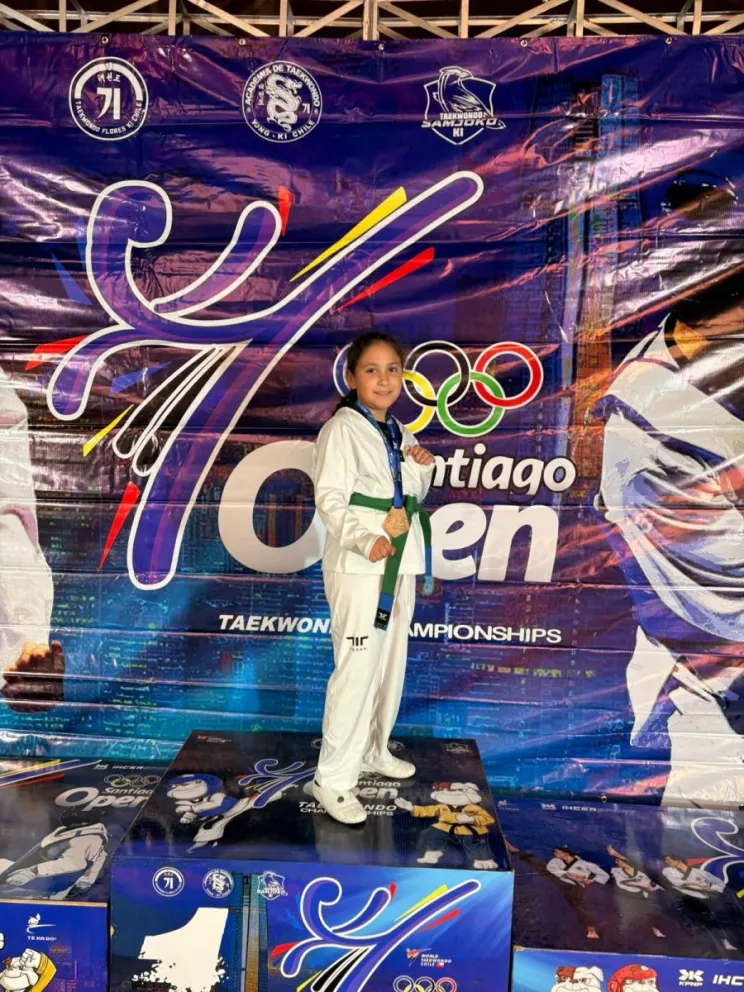 Con esfuerzo, disciplina y pasión por el taekwondo, “Mimi” trabaja día a día para cumplir el sueño de representar a Chile en unos Juegos Olímpicos.