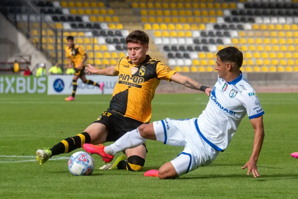 Para Coquimbo Unido el desafío ante San Marcos de Arica representa una nueva oportunidad para comprobar la profundidad de su plantel, el cual, tendrá nuevos retos en la Copa de Liga y Copa Libertadores. (Foto: Cristian Silva)