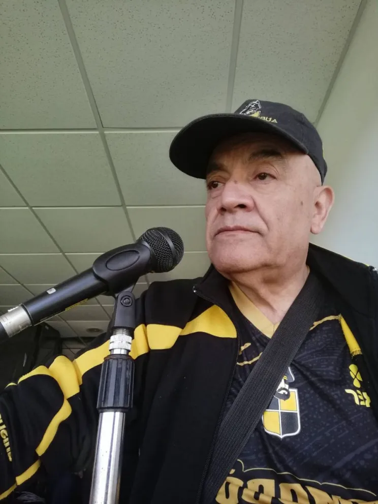 Mario Vega es reconocido por la comunidad porteña como "la voz de Coquimbo Unido". (Foto: Cedida)