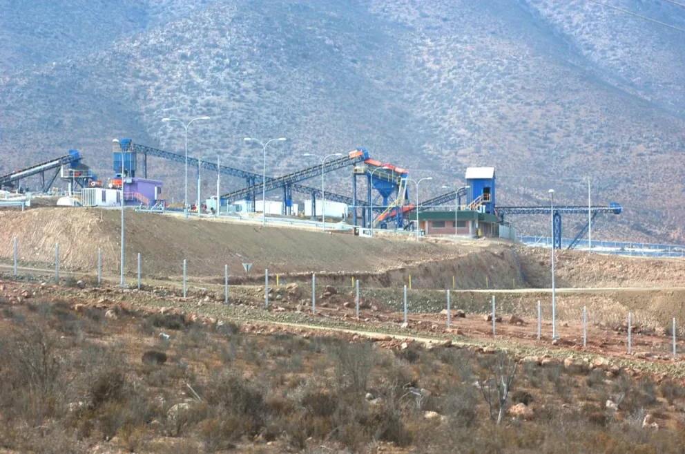 La compra de minerales de plata favorece directamente a los productores locales, ya que pueden comercializar su producción a través de la estatal. (Foto: archivo)