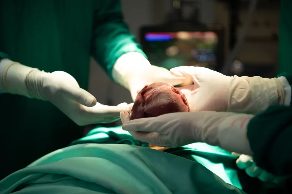 Expertos coinciden en que el objetivo es que el parto vaginal vuelva a ser la primera alternativa cuando las condiciones clínicas lo permitan. 