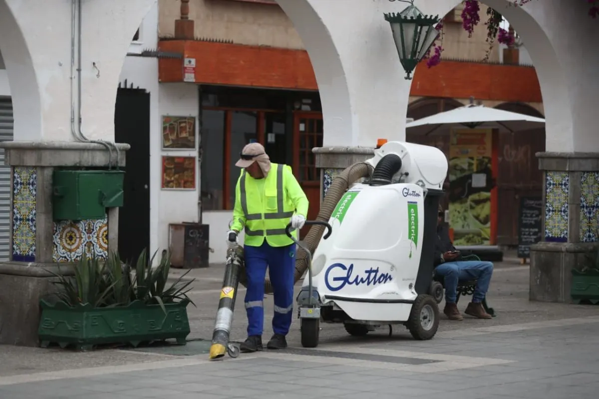 La Serena estrena modernas aspiradoras eléctricas para limpiar la ciudad La Serena estrena modernas aspiradoras eléctricas para limpiar la ciudad