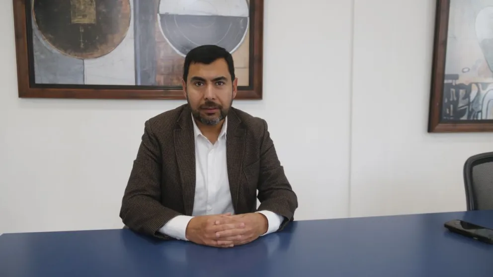Denis Cortés Aguilera, alcalde de Illapel y actual presidente de la asociación, entregó los detalles sobre las iniciativas que pretenden impulsar como una sola fuerza los cuatro municipios del Choapa. (Foto: El Día)