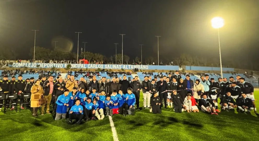 La jornada estuvo marcada por el deporte y el entusiasmo, con una clínica de fútbol encabezada por profesionales de Coquimbo Unido y una clínica de tenis dirigida por el profesor Patricio Pérez.