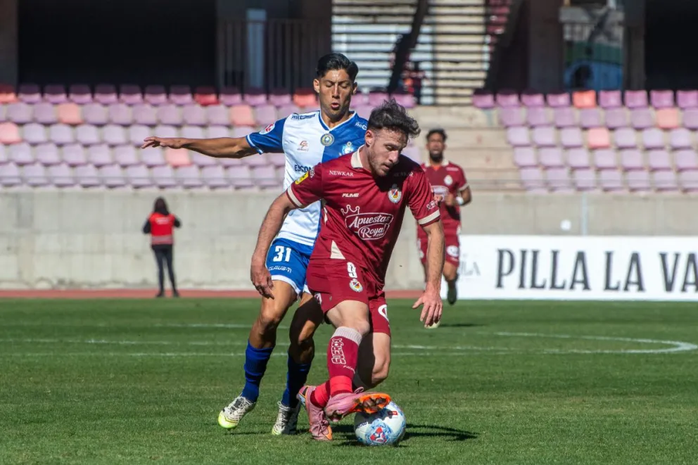 En dos semanas, Deportes La Serena iniciará la segunda rueda ante Universidad Católica con la obligación de recuperar lesionados, reforzar su plantel y mejorar su rendimiento.