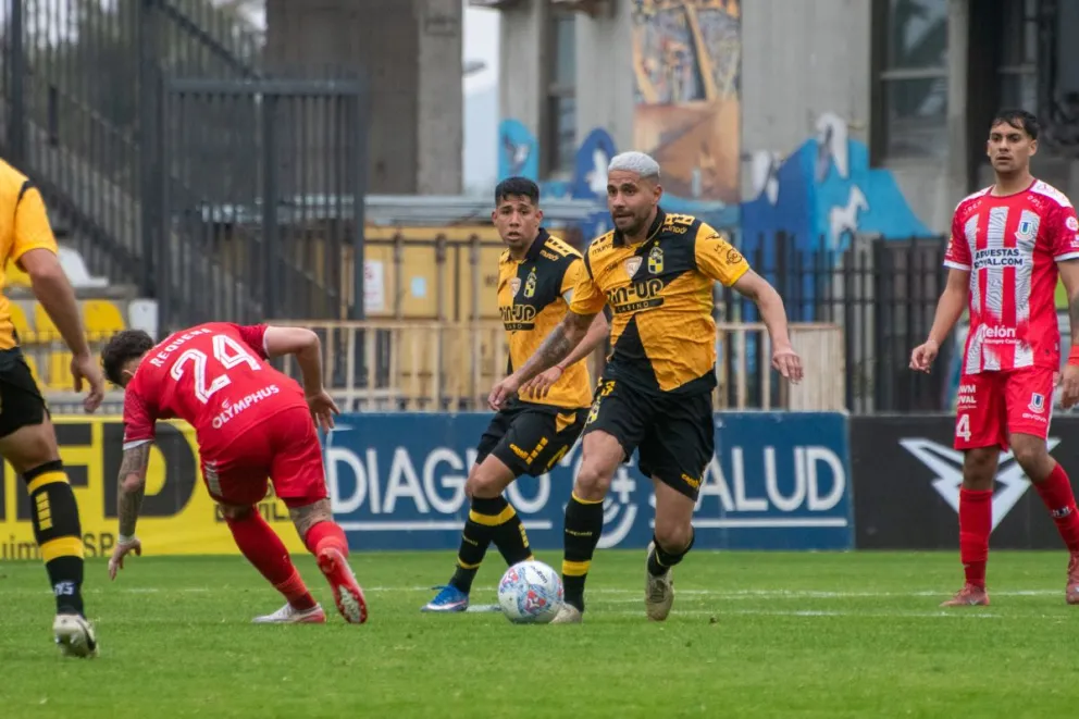 Coquimbo Unido enfocará todos sus esfuerzos en la Liga de Primera, la Copa Chile y los octavos de final de la Copa Libertadores, mientras que O'Higgins buscará mantener su protagonismo en el torneo nacional y la Sudamericana. (Foto: Cristian Silva)