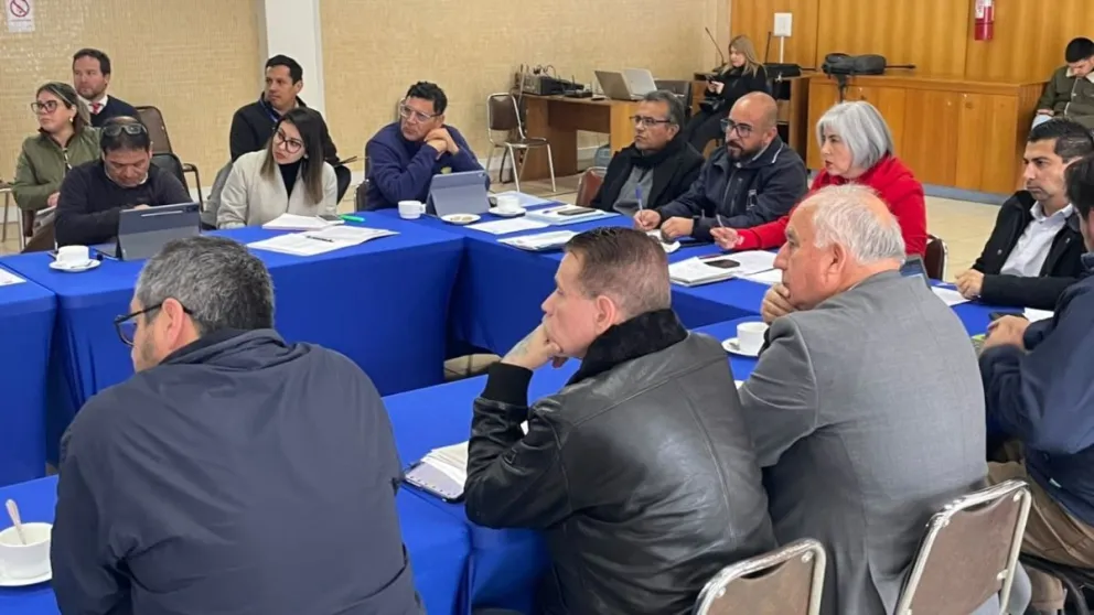 En el encuentro se enfatizó además que se requiere de cuadrillas permanentes en la provincia para evitar cortes de suministro eléctrico y agua. (Foto: Cedida)