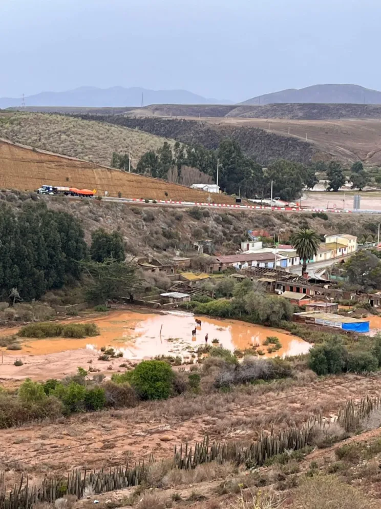 Huentelauquén, en Los Vilos es uno de los lugares donde se produjo problemas graves con la crecida de las quebradas.