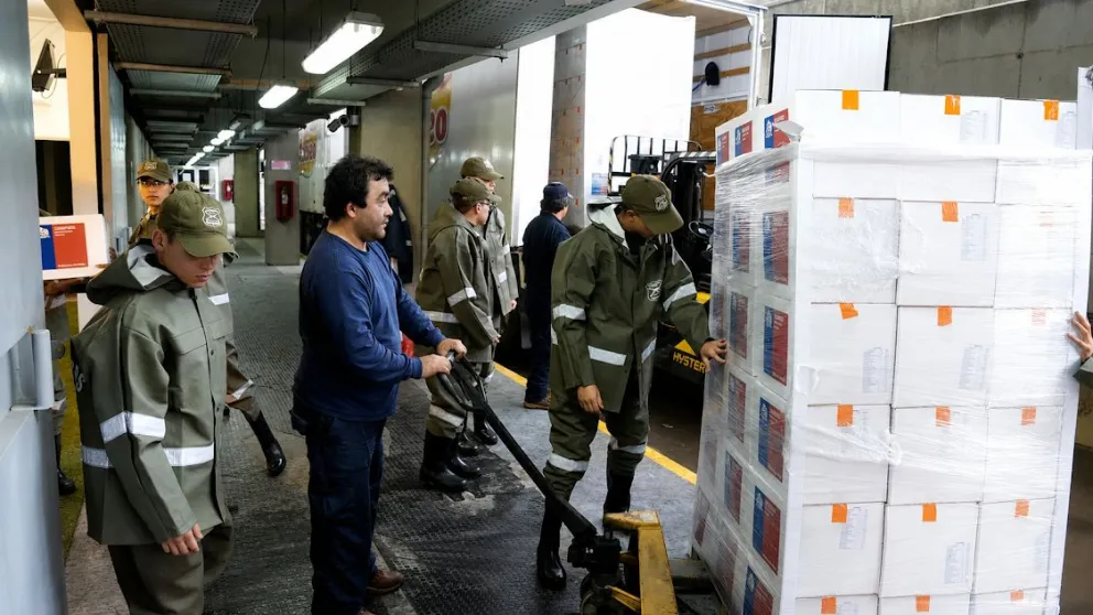 5.000 cajas de alimentos serán distribuidas por la municipalidad de Ovalle mediante un trabajo coordinado entre los equipos de Emergencia y el departamento de Desarrollo Comunitario del municipio de Ovalle. (Foto: Cedida)