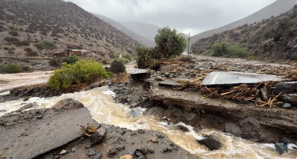 En las zonas rurales la destrucción de caminos y vías de acceso fue generalizada. (Foto: Cedida)