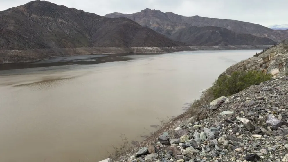 El embalse Puclaro aumentó su nivel desde un 12% a un 19% de su capacidad tras el sistema frontal, aunque su recuperación sigue siendo la más limitada de la región debido al carácter nival de la cuenca del Elqui.