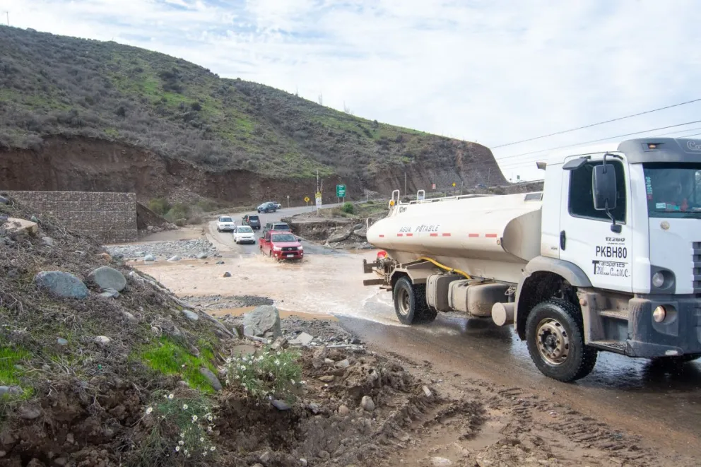 Distintas localidades permanecen aisladas en la Región de Coquimbo, siendo Río Hurtado uno de los sectores más críticos. (Foto: Cristian Silva)