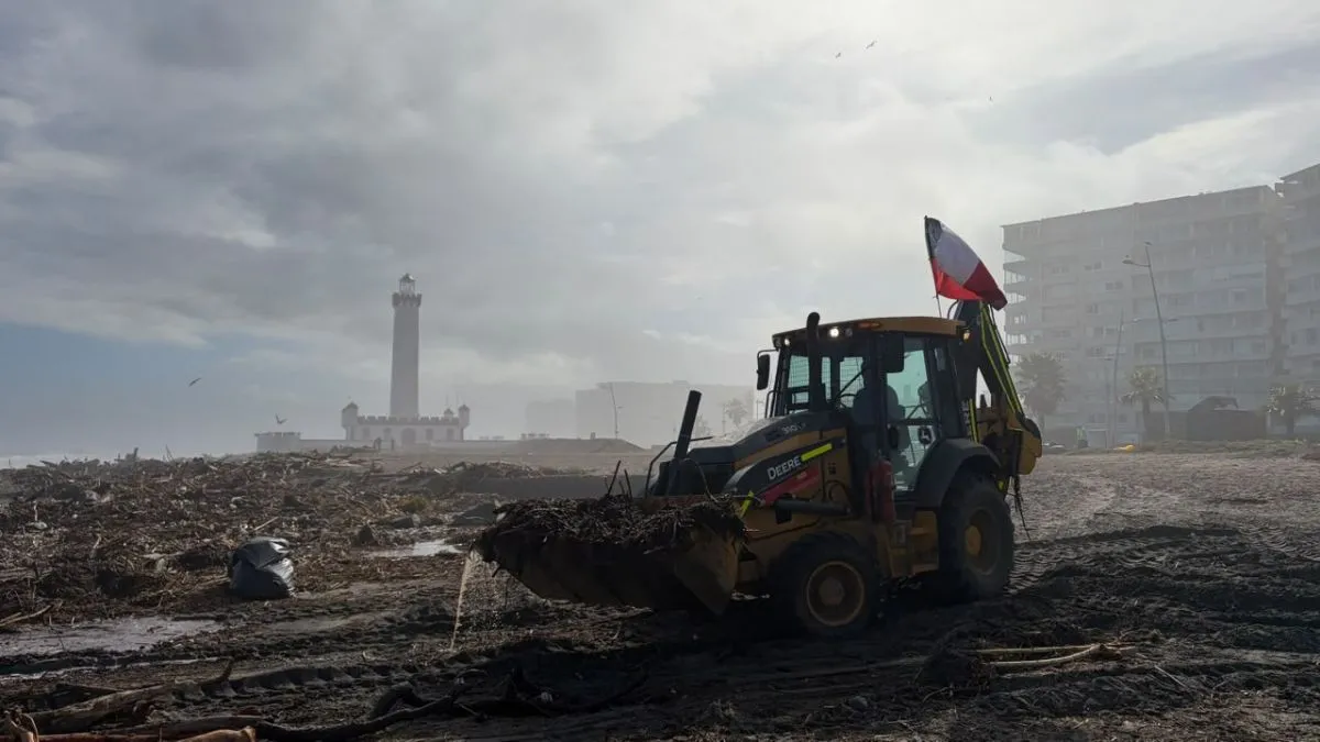 Recuperación de playas tras arrastre de basura
