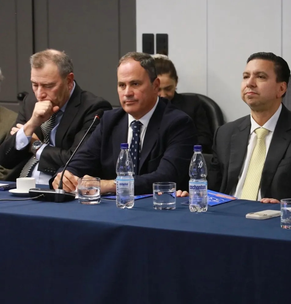 Francisco Puga destacó que la articulación entre medios de comunicación, gremios empresariales y organizaciones sociales ha permitido unir capacidades para apoyar a las comunas afectadas por el temporal. (Foto: Cedida)