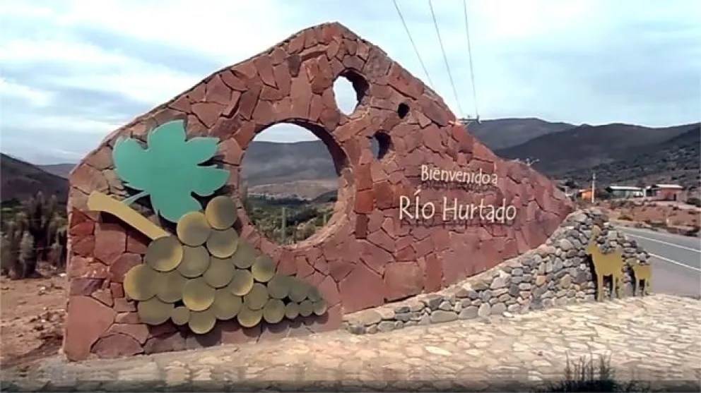 Distintas localidades de Río Hurtado continúan con problemas de telefonía e internet tras el sistema frontal, dificultando la comunicación de vecinos, funcionarios municipales y equipos de emergencia. (Foto: Cedida)