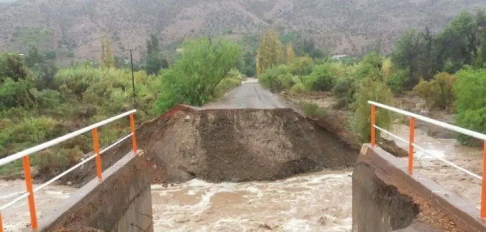 A juicio de los expertos, el principal desafío que queda después de la emergencia es evitar que la reconstrucción se limite a recuperar exactamente las condiciones existentes antes del temporal. (Foto: El Día)