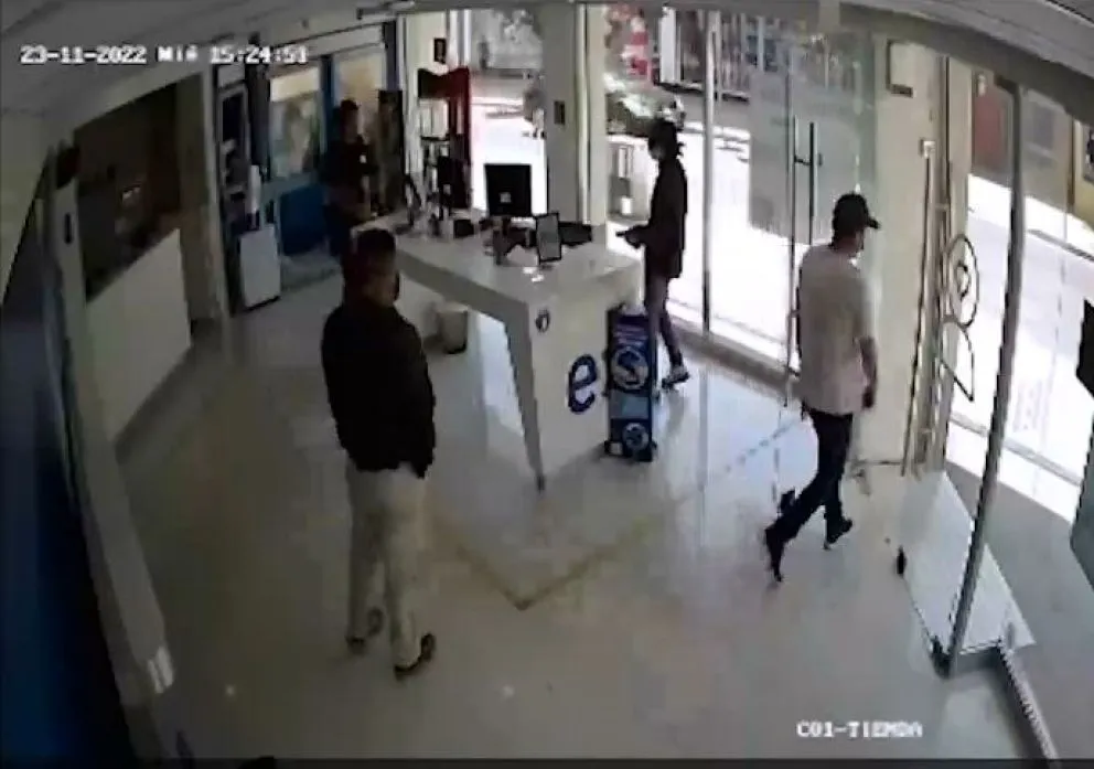Los comerciantes han reforzado las medidas de seguridad en sus locales, principalmente mediante la instalación de cámaras de vigilancia, como una forma de prevenir los delitos.