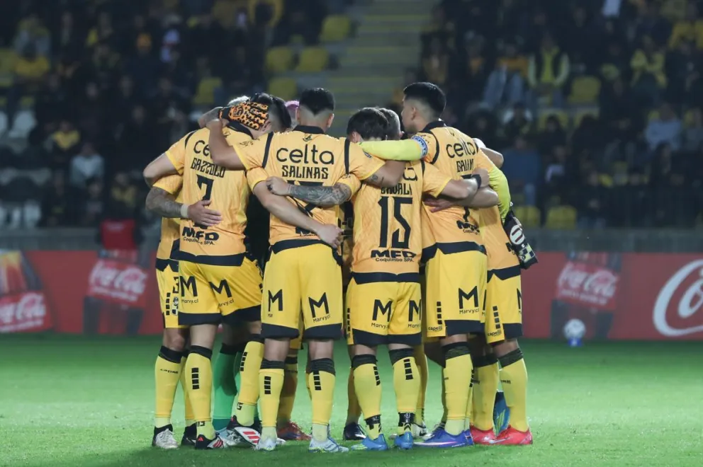 Coquimbo Unido deberá superar el primer capítulo en Buenos Aires con Pratto y Riveros como posibles novedades ofensivas. (Foto: EFE)