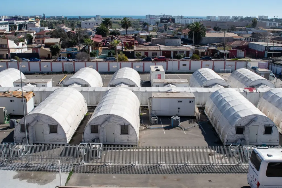 Actualmente dos personas permanecen en  el hospital modular de La Serena, habilitado como centro de resguardo temporal. (Foto: Cristian Silva)