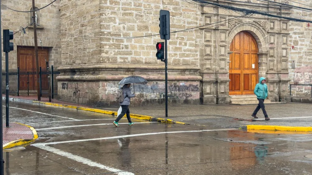 Las precipitaciones que se registrarán a partir de este lunes afectarán a toda la región con distinta cantidad de gua. En canela, donde más precipitará, caerán unos 30 milímetros. En La Serena y Coquimbo unos 20 mm.