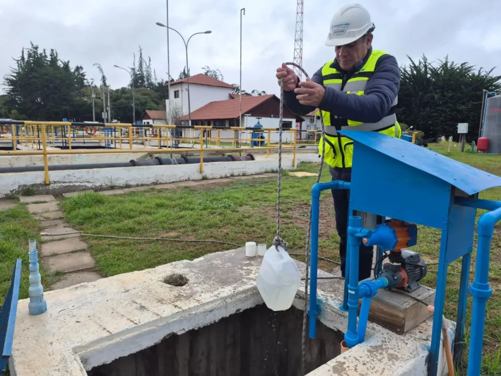 Desde Aguas del Valle se informó que mantendrá un monitoreo permanente de las condiciones del río y de sus instalaciones productivas. (Foto: Cedida)