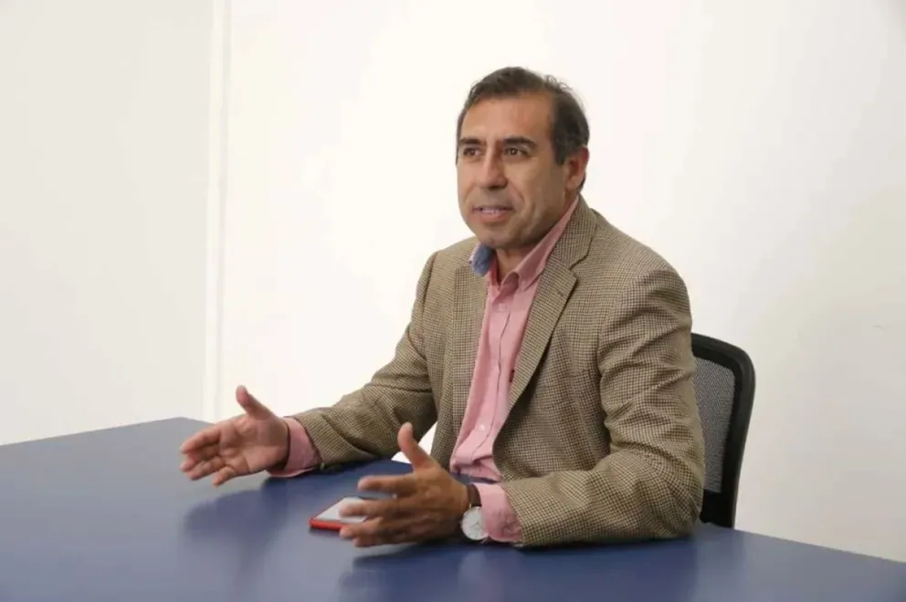 Las oficinas en el Parlamento del senador UDI, Sergio Gahona, fueron allanadas en el marco de una investigación que afecta a la JUNAEB. (Foto: El Día)