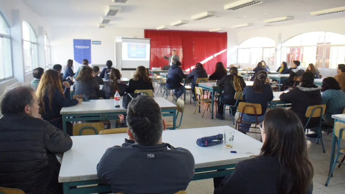 Fiscalía Regional explica ley RPA y modificaciones legales sobre revisiones de mochilas