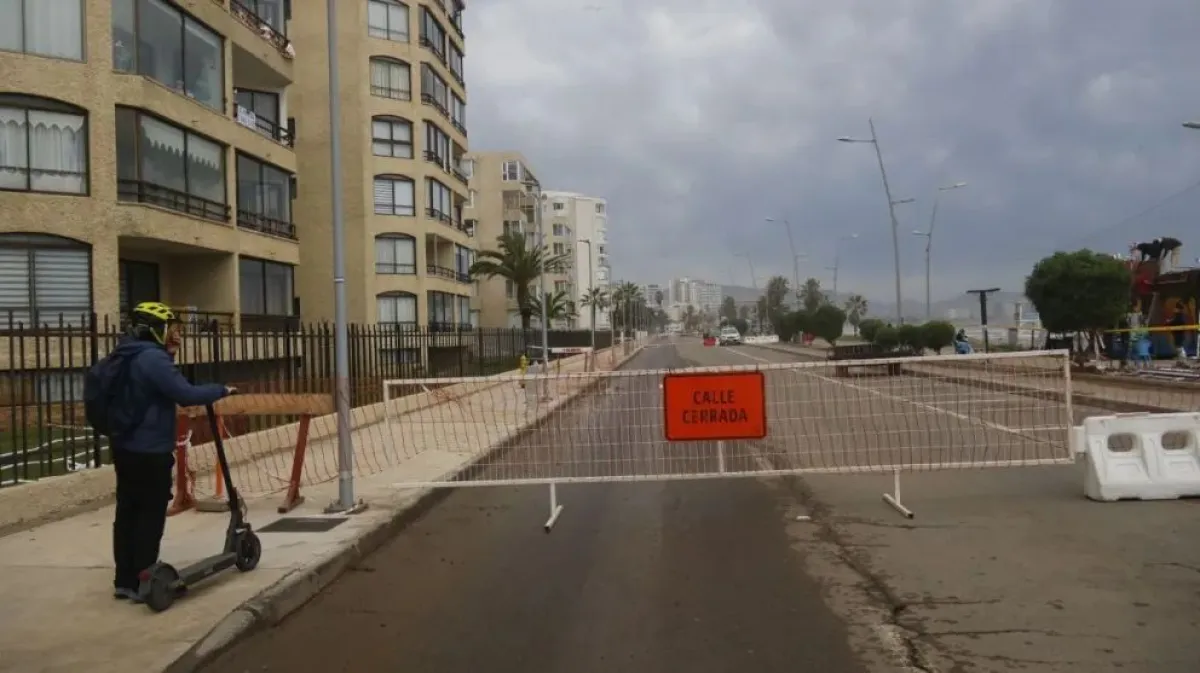 Recuperado tránsito en Avenida del Mar entre Los Lúcumos y Los Membrillos