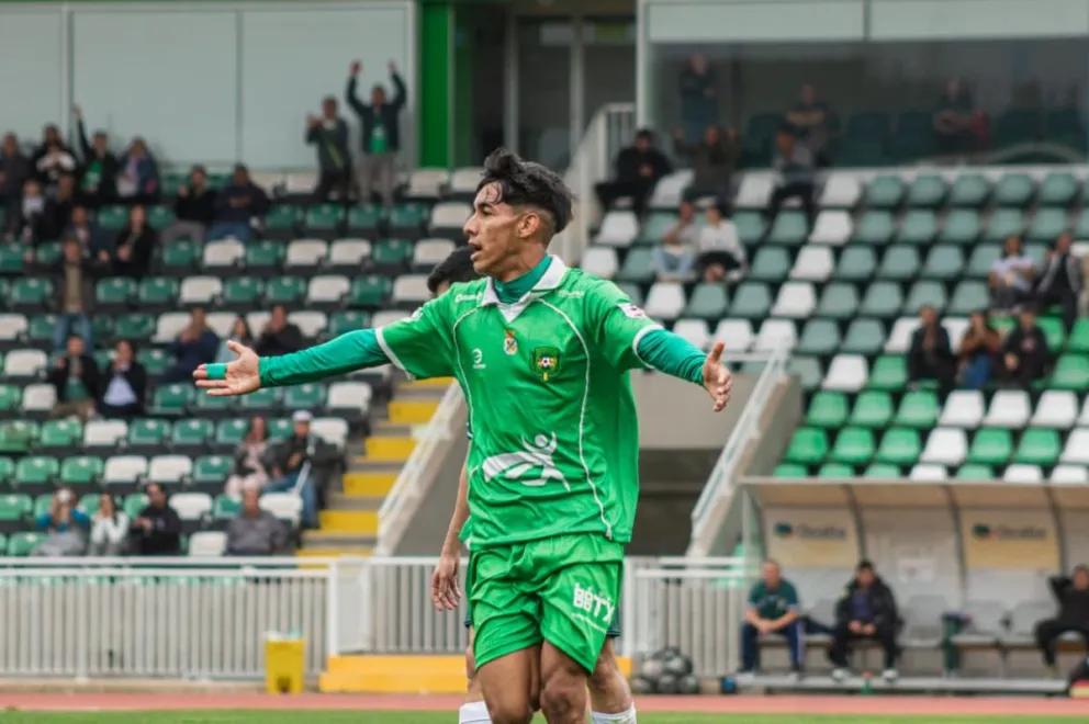 Deportes Ovalle venció por 2-0 a Jardín del Edén en el Estadio Diaguita y alcanzó la sexta posición de la Tercera B con 24 puntos.