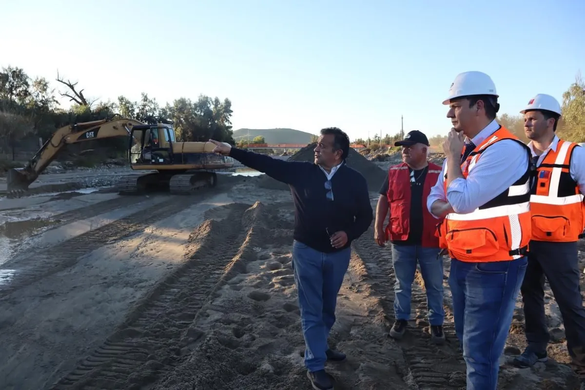 MOP ejecuta obras de encauzamiento y refuerzo en estero Punitaqui