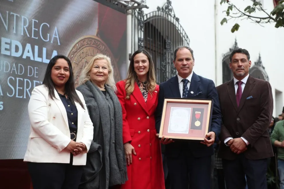 En la instancia, 16 vecinos y organizaciones fueron reconocidos con la medalla ciudad de La Serena. (Fotos: Franco Riveros)