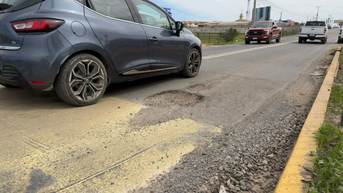 Calles dañadas generan congestión en La Serena y Coquimbo