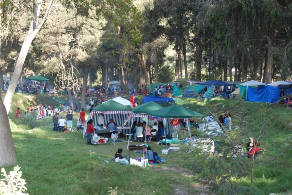 La celebración de Fiestas Patrias en el Parque Gabriel Coll es una vieja tradición de las familias serenenses. (Foto: El Día)