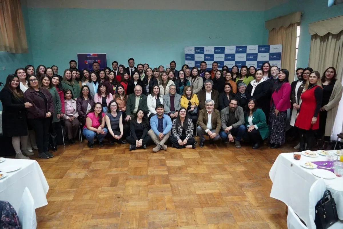 SLEP Elqui reconoce a 54 profesores por su avance al tramo experto
