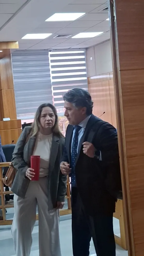 La exintendenta Lucía Pinto y el exadministrador regional José Cáceres asistieron a la audiencia realizada este lunes en el Juzgado de Garantía de La Serena.