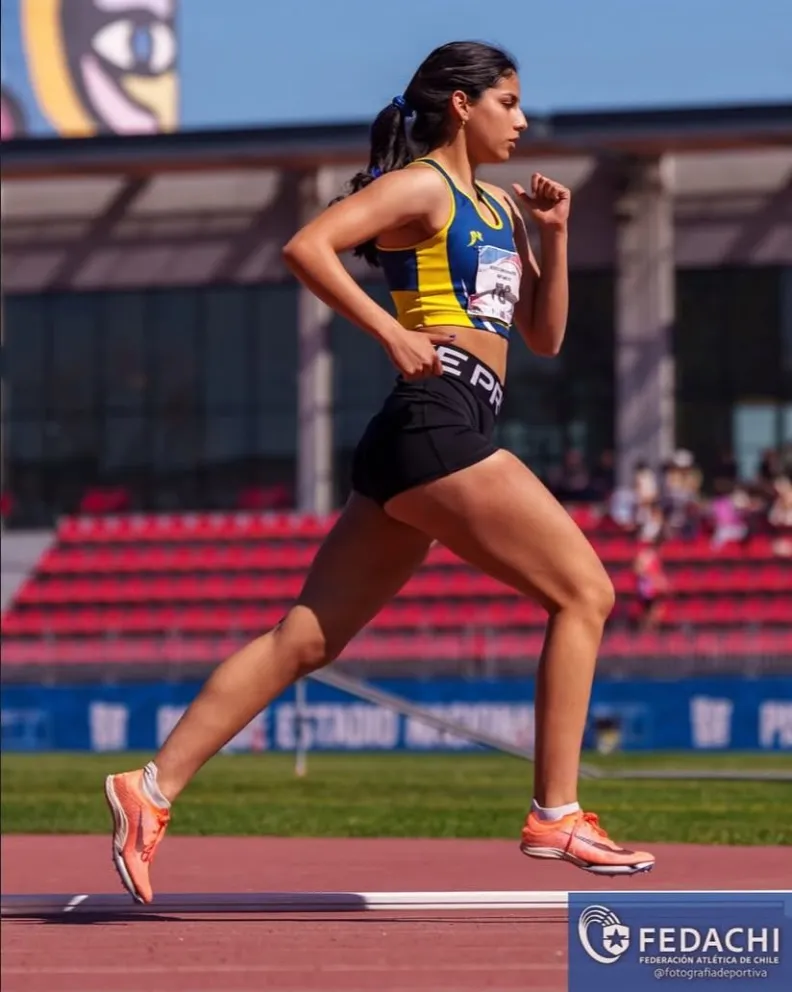 Con este nuevo campeonato nacional, Monserrat Arias continúa sumando triunfos a una trayectoria ascendente. 