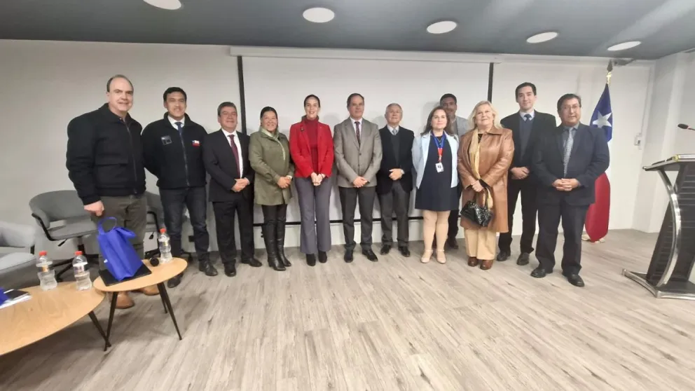 La actividad congregó a autoridades locales, representantes del mundo empresarial, académicos y estudiantes de las carreras de Psicología y Derecho. (Foto: El Día)