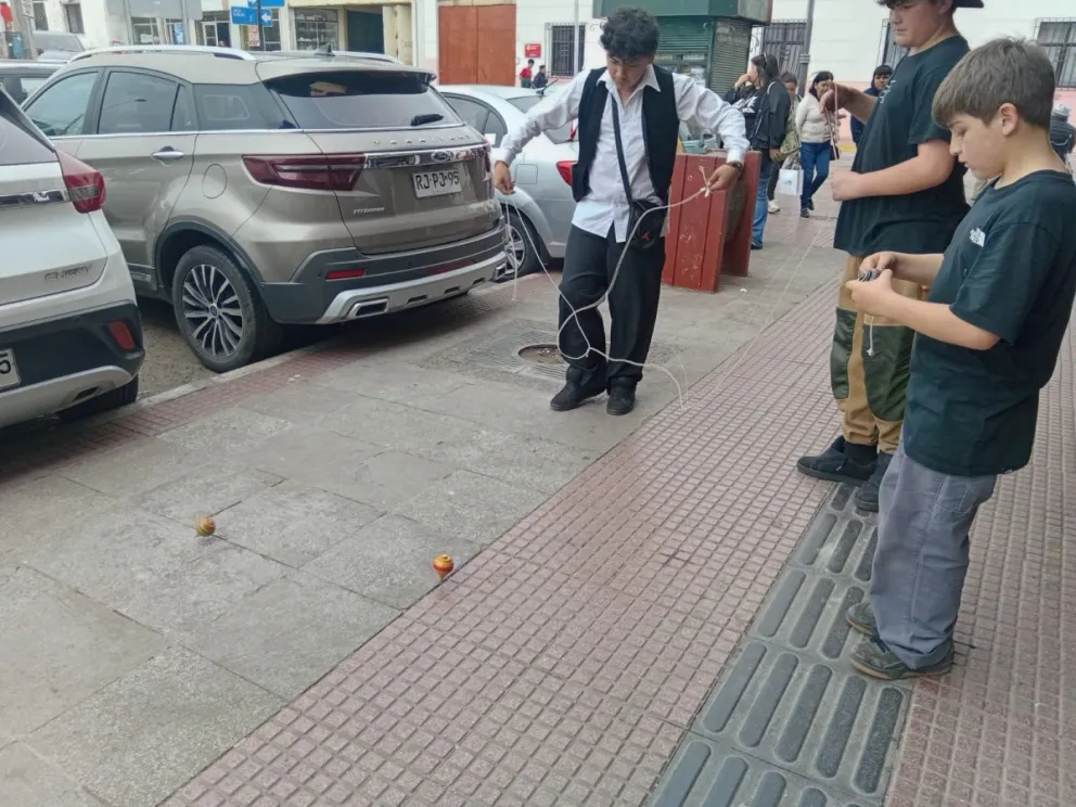 Esta es una imagen que parece rescatada del pasado, pero se vio este viernes, en La Recova. (Foto: Oscar Rosales)