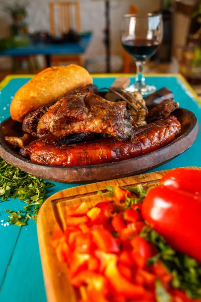 Alcohol, alimentos, parrillas, juegos tradicionales y desplazamientos concentran algunos de los principales riesgos durante las últimas jornadas de Fiestas Patrias.
