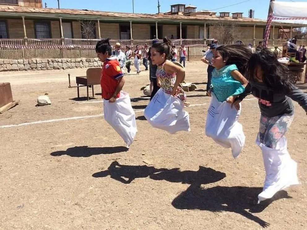 Juegos populares, cueca y encuentros familiares siguen marcando las celebraciones de Fiestas Patrias en diversas localidades rurales del Limarí.