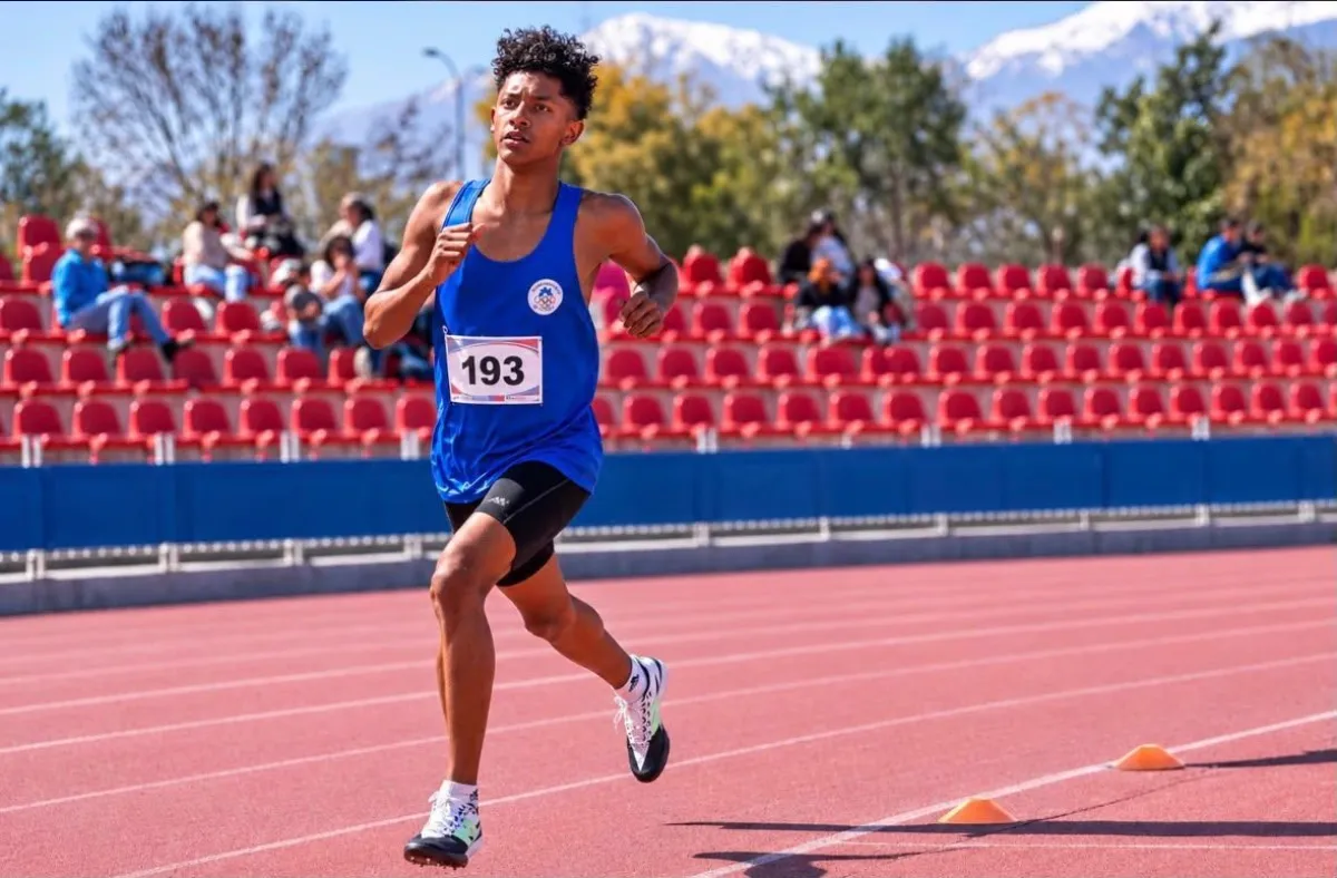 Atleta extranjero pierde premio en campeonato nacional de atletismo sub 16 Atleta extranjero pierde premio en campeonato nacional de atletismo sub 16