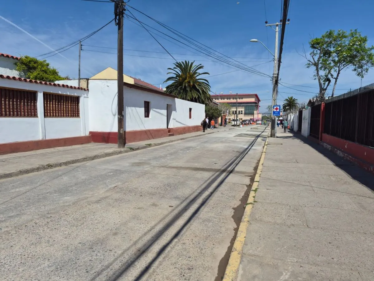 Finalizan obras de renovación de colectores en calle Larraín Alcalde Finalizan obras de renovación de colectores en calle Larraín Alcalde