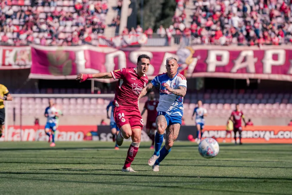 Ian Rasso, prefiere concentrarse en entrenar, competir y responder a la confianza que recibió desde su llegada a La Serena. Se siente a gusto con el objetivo de conseguir sus metas futbolísticas y deportivas.