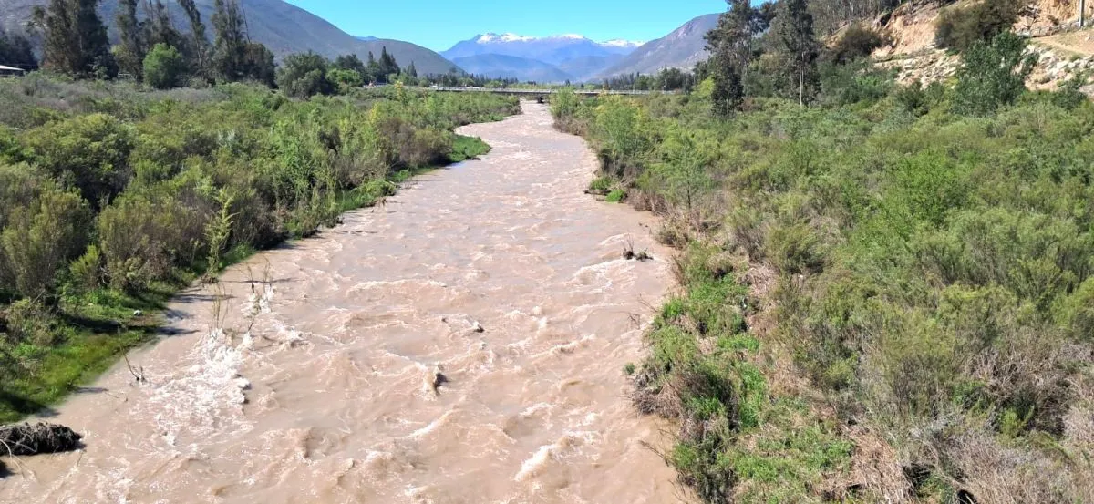 Deshielos aseguran riego, preocupación por daño en canales