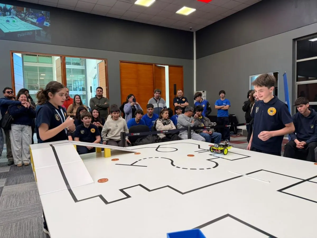 Competencia nacional de robótica en La Serena