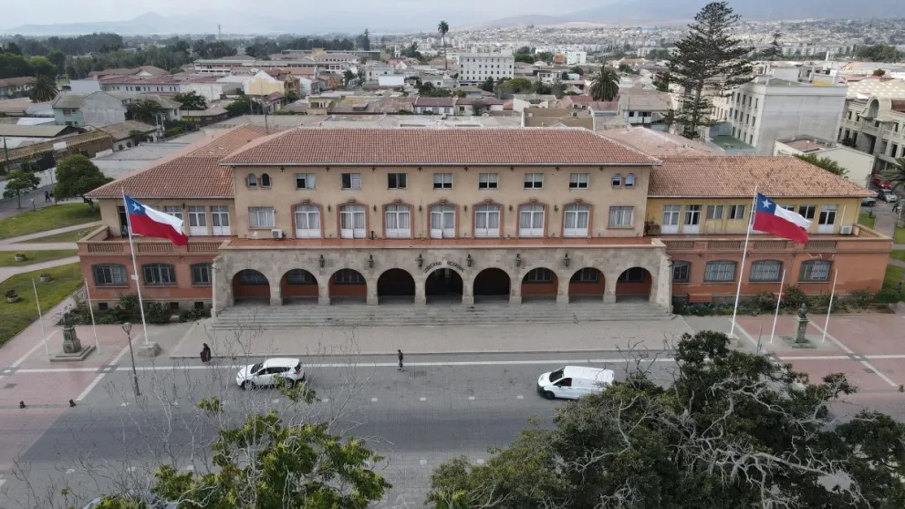El tribunal acogió la tutela laboral presentada por la exfuncionaria y condenó al Gobierno Regional de Coquimbo al pago de $14,5 millones. 