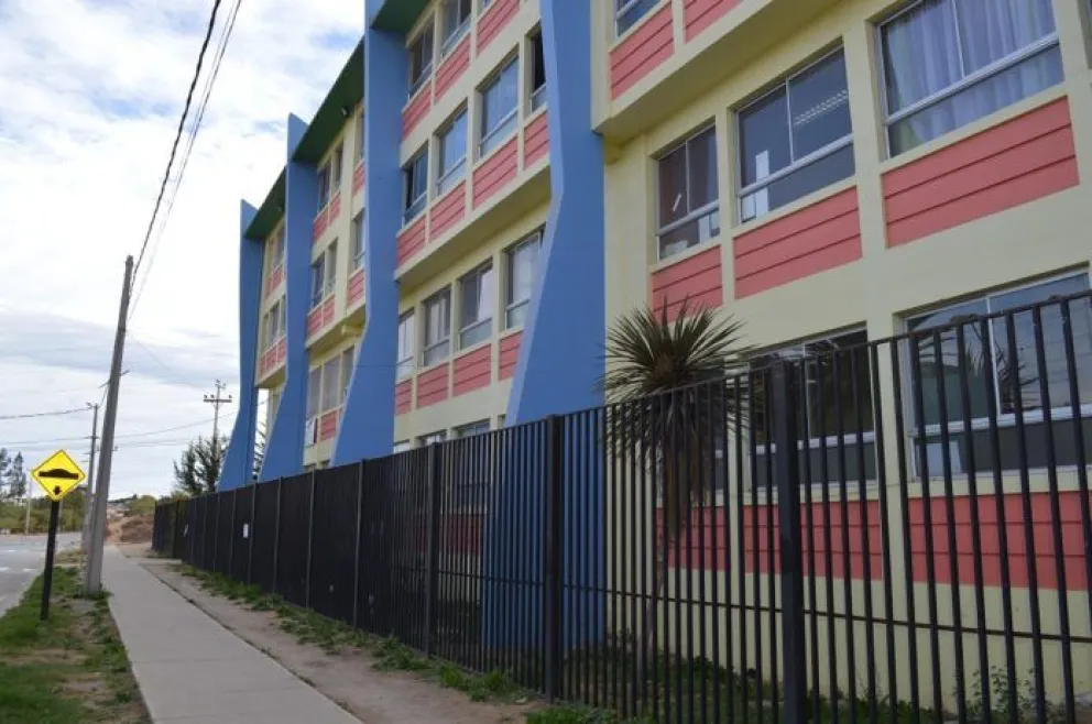 Desde el DEM destacaron que el colegio activó los protocolos correspondientes, priorizando la seguridad de la comunidad educativa.