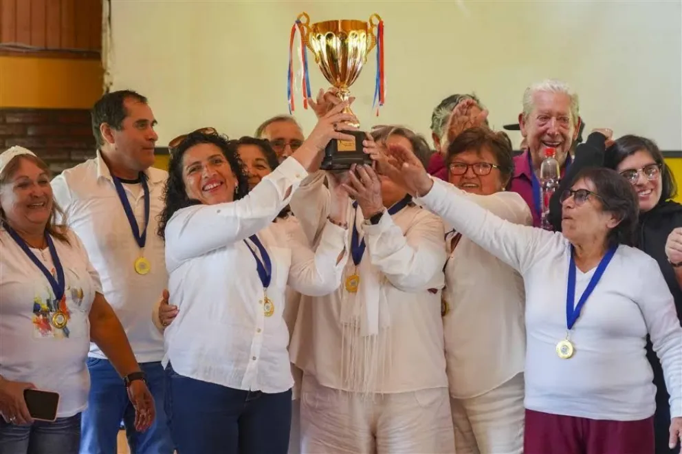 Monte Patria vivió con éxito la primera edición de sus Olimpiadas Vecinales.