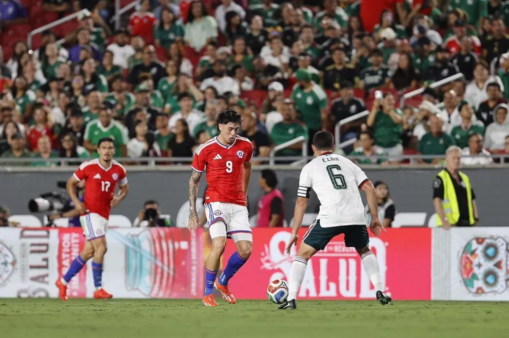Chile regresa desde la gira por Norteamérica con más dudas que certezas, aunque la victoria frente a México deja un par de elementos que invitan a creer. (Foto: Selección chilena)